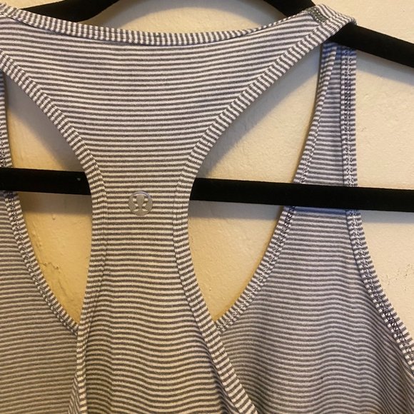 Lululemon Top - Picture 2 of 3